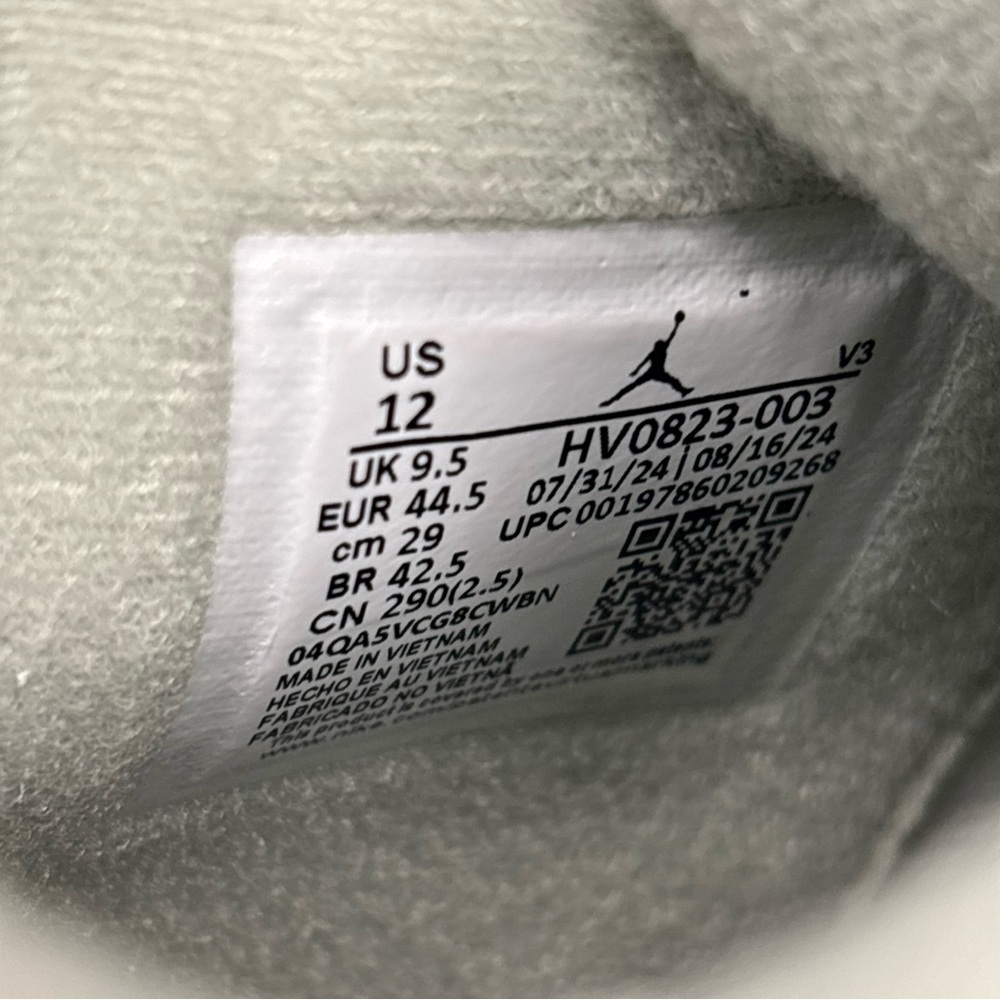 Air Jordan 4 Retro Seafoam Sail HV0823-003 Women's Size 12 - Men’s Size 10.5 - Picture 9 of 9